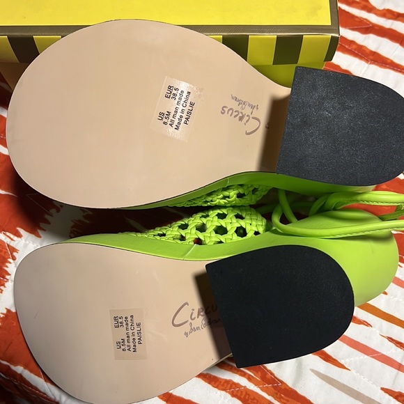 Circus NY, Paislie, Wasabi Woven - Picture 5 of 6